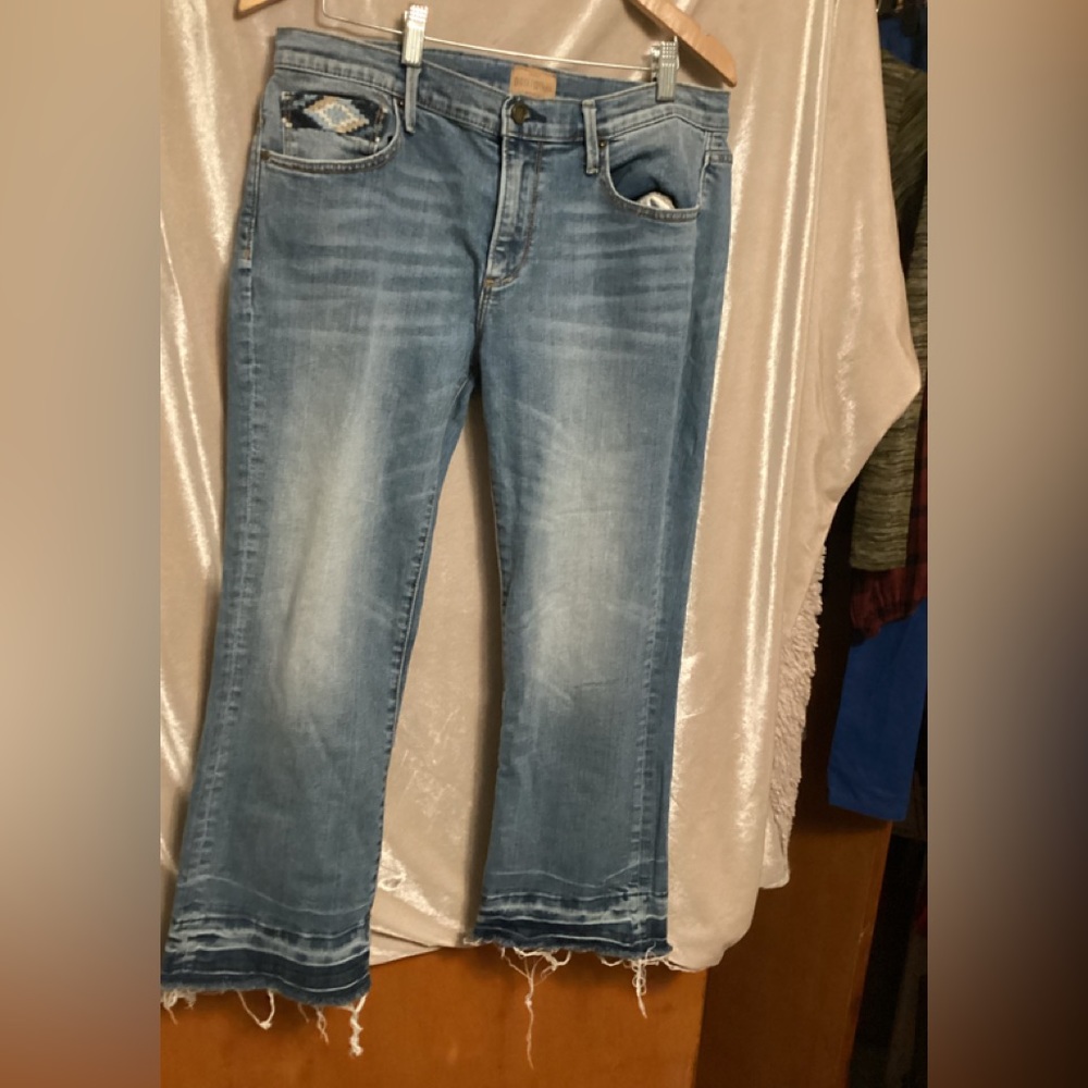 Driftwood Colette Embroidered ,boho,western jeans  SZ 31